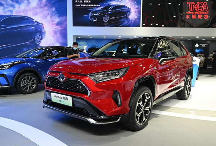 纯电续航80km百公里仅1.1L一汽丰田RAV4荣放双擎E+  第1张